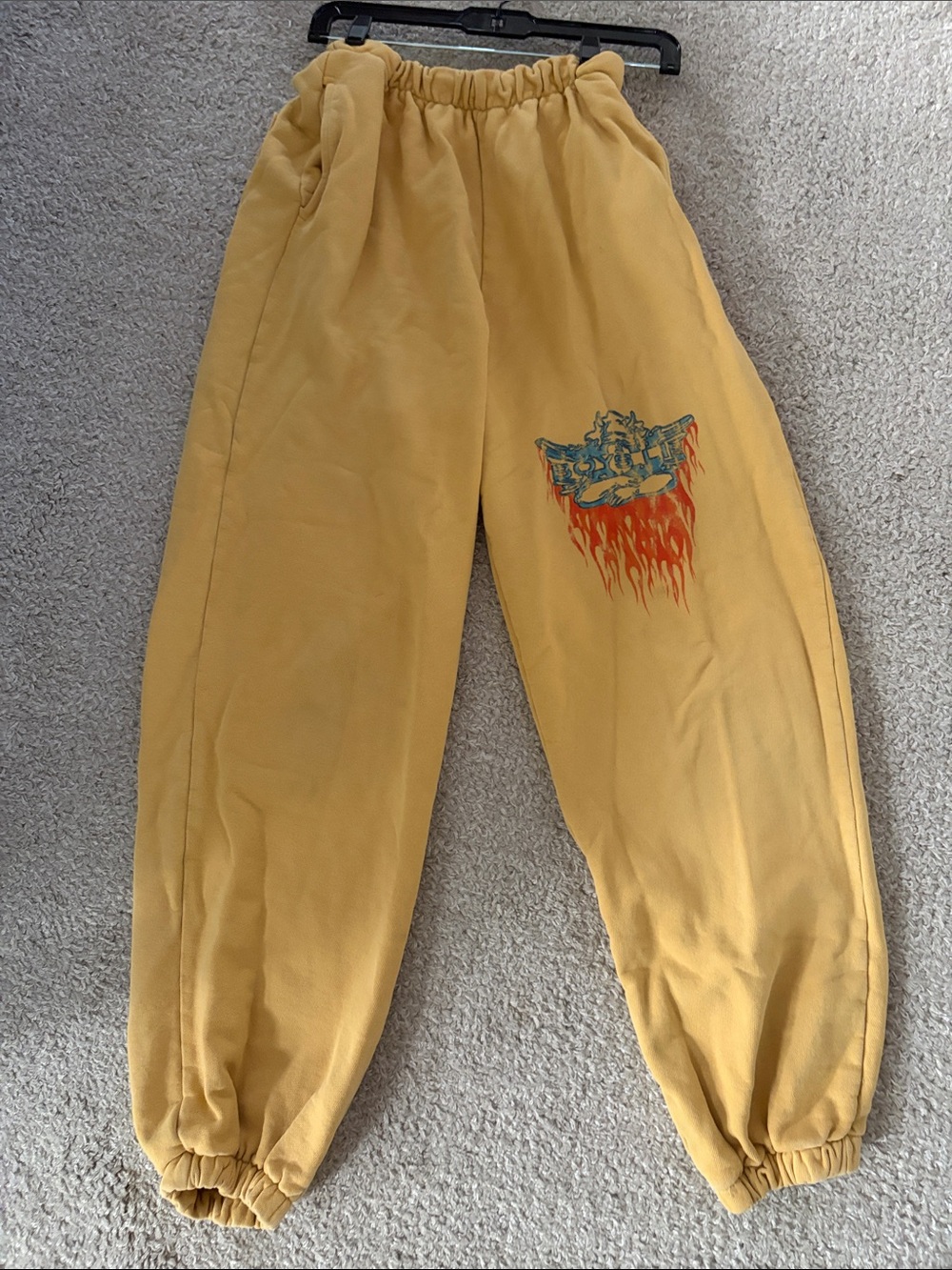 BoysLie Sz med Yellow Sweatpants with Graphic Flame Detail